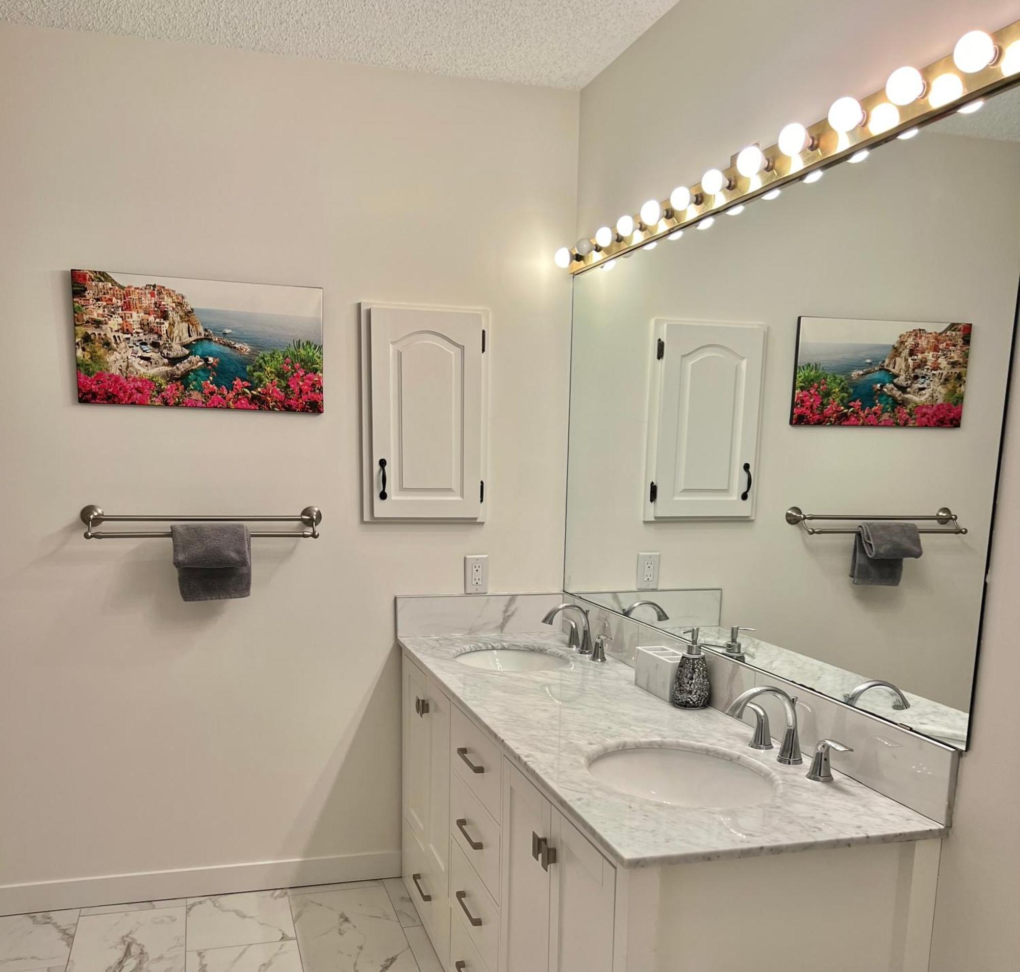 Villa Crescent Heights Majesty YYC Exterior foto