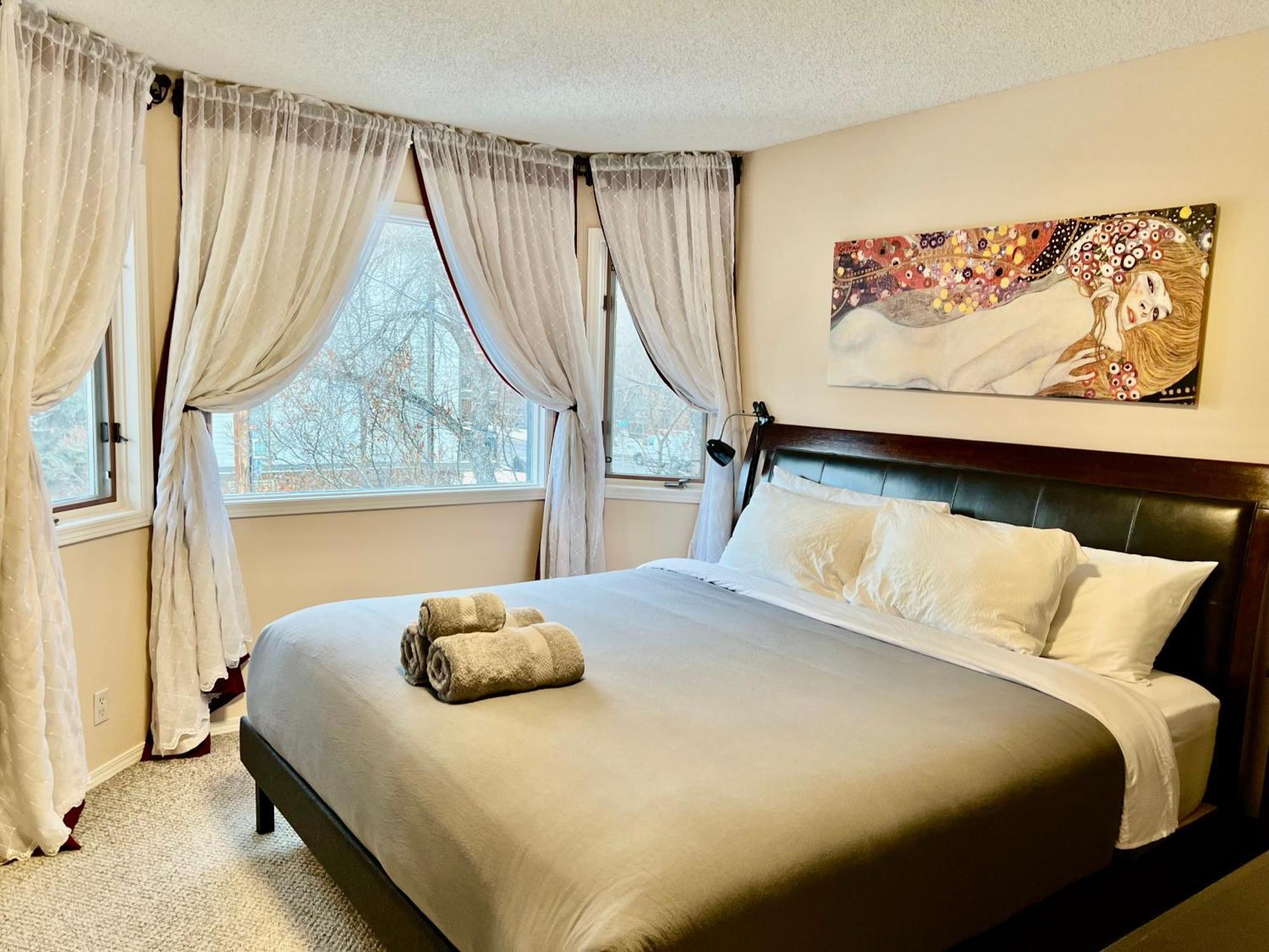 Villa Crescent Heights Majesty YYC Exterior foto